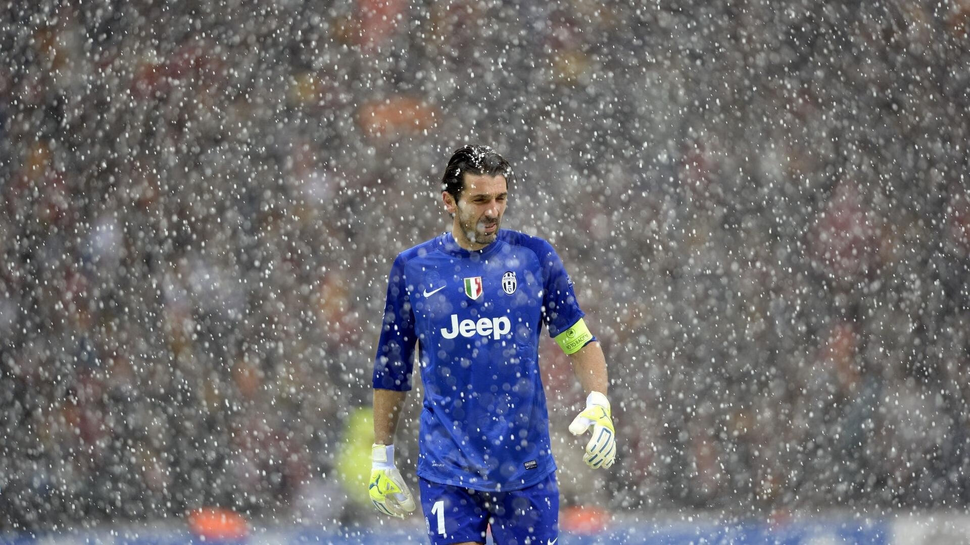 开云kaiyun-西班牙男足在欧洲杯淘汰赛中逆转德国晋级，西班牙男足获得什么冠军