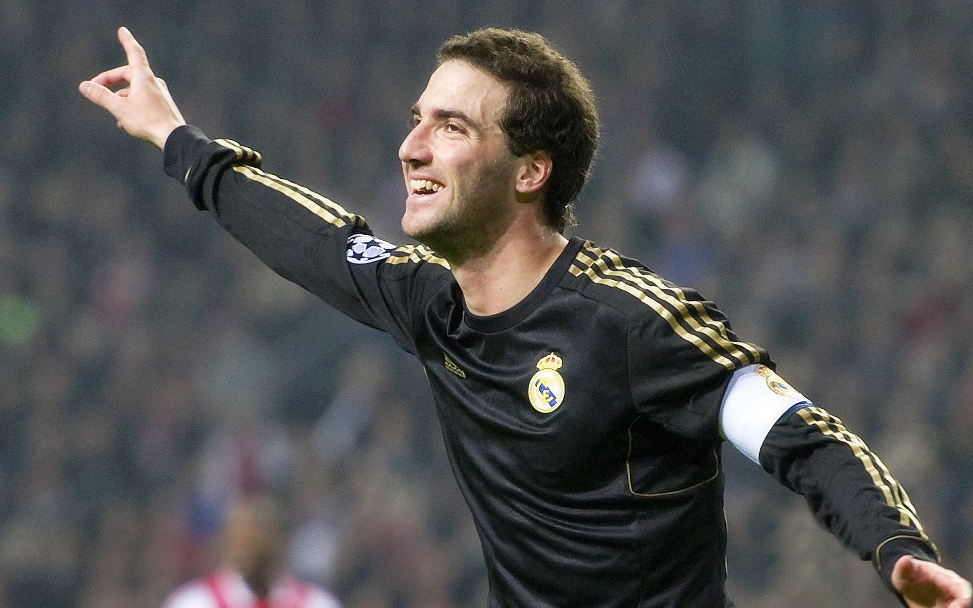 开云注册-青岛海牛主场表现稳定，积分稳步上，青岛海牛转会